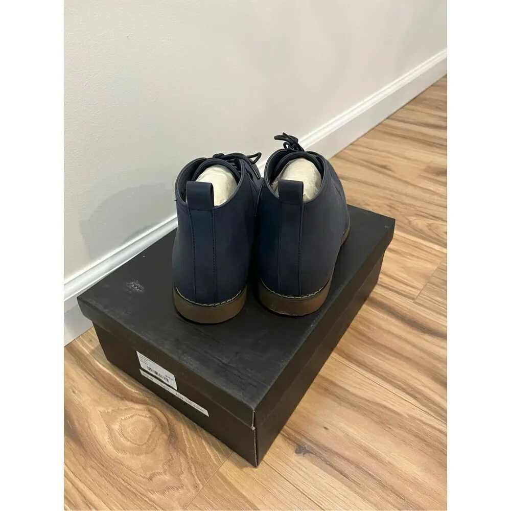 Toecap NWT Navy Satin Sheen Leather Chukka Boots sz 7